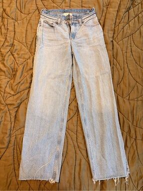Abercrombie & Fitch The Loose High-Rise Jeans